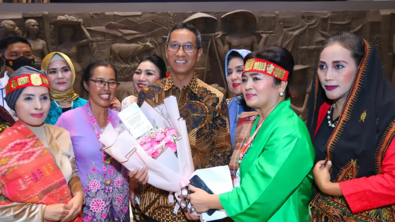 Acara “Kebaya, Welcome G20” di Sarinah, Jakarta.