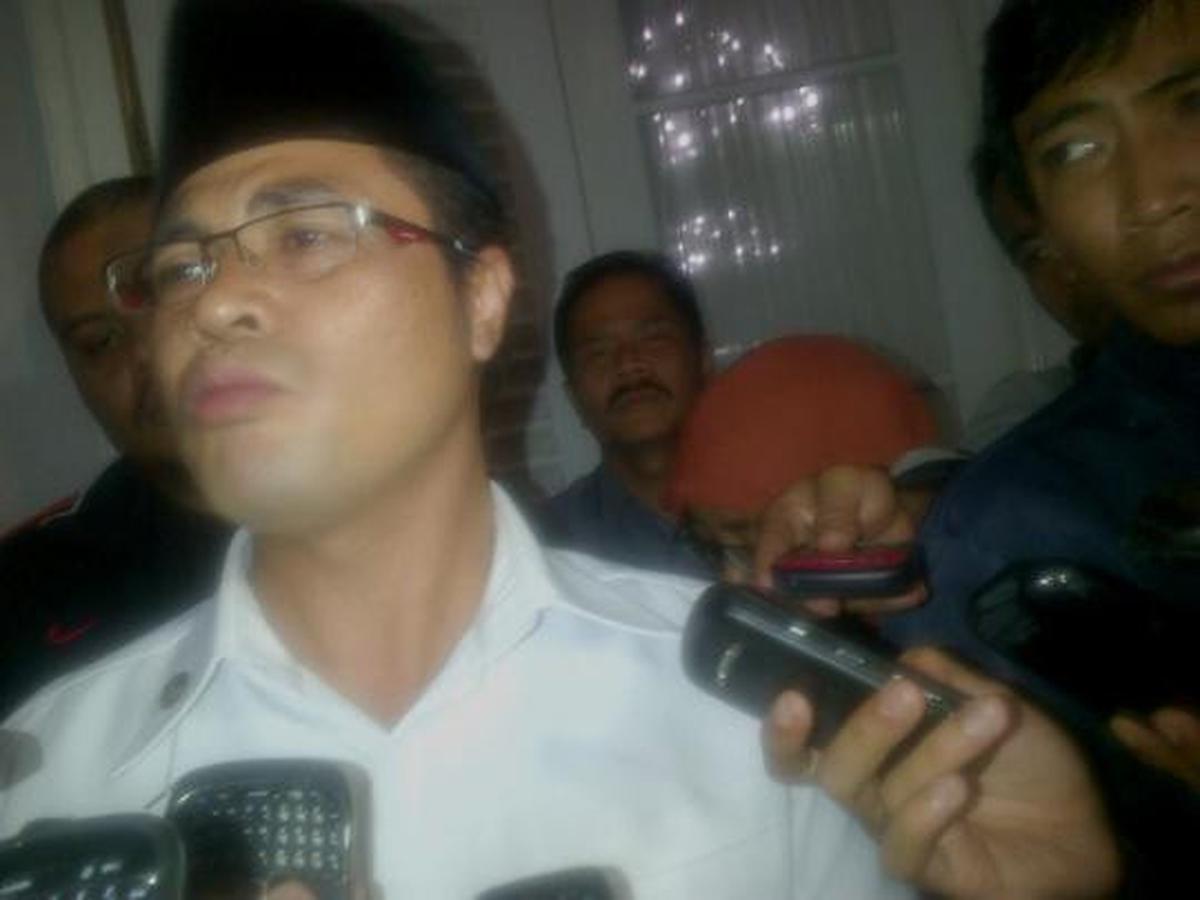 Ekspresi Aceng usai dipanggil Gubernur Jawa Barat
