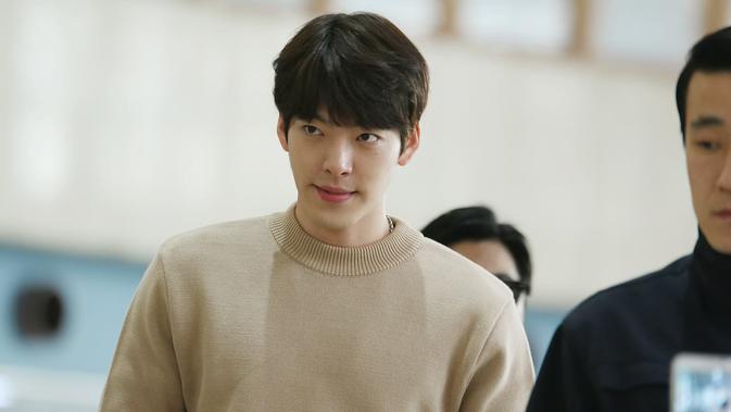 Divonis Kanker Kim Woo Bin Kirim Pesan Cinta Showbiz Liputan6 Com