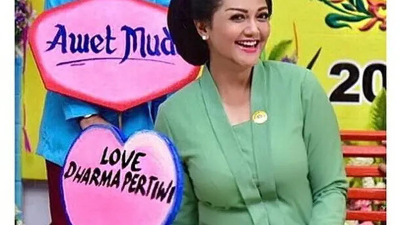 6 Potret Lawas Bella Saphira saat Pakai Seragam Ibu Persit, Elegan dan Berwibawa