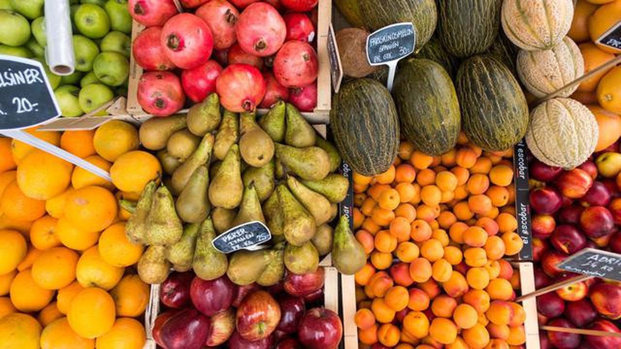 12 Buah Kaya Serat yang Baik untuk Kesehatan Pencernaan