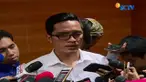 Kedatangan penyidik untuk memeriksa Novel guna mencari pelaku penyiraman air keras terhadap Novel.
