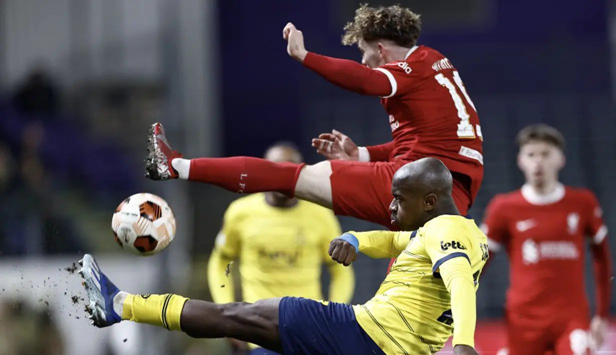 Dalam pertandingan Union Saint Gilloise lawan Liverpool, Jurgen Klopp menurunkan mayoritas pemain muda. (Kenzo TRIBOUILLARD/AFP)