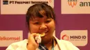 <p>Atlet Blind Judo Indonesia peraih medali emas kelas di atas 57 kg Balgis Mega Magfira pada ASEAN Para Games 2022 di Tirtonadi Convention Hall, Rabu (3/8/2022). (Inaspoc/Andry Prasetyo)</p>