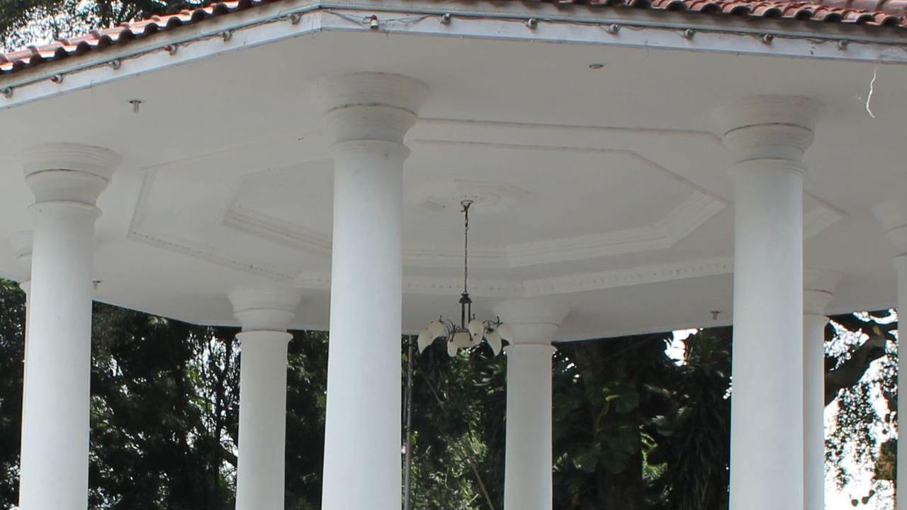 Kisah Bangunan Babancong, Jadi Podium Bersejarah Khas Garut