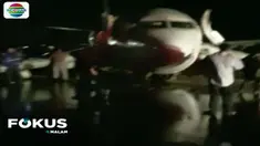Pesawat Lion Air JT 892 rute penerbangan Ujung Pandang-Gorontalo, Minggu malam tergelincir saat mendarat di Bandara Jalaludin Gorontalo.