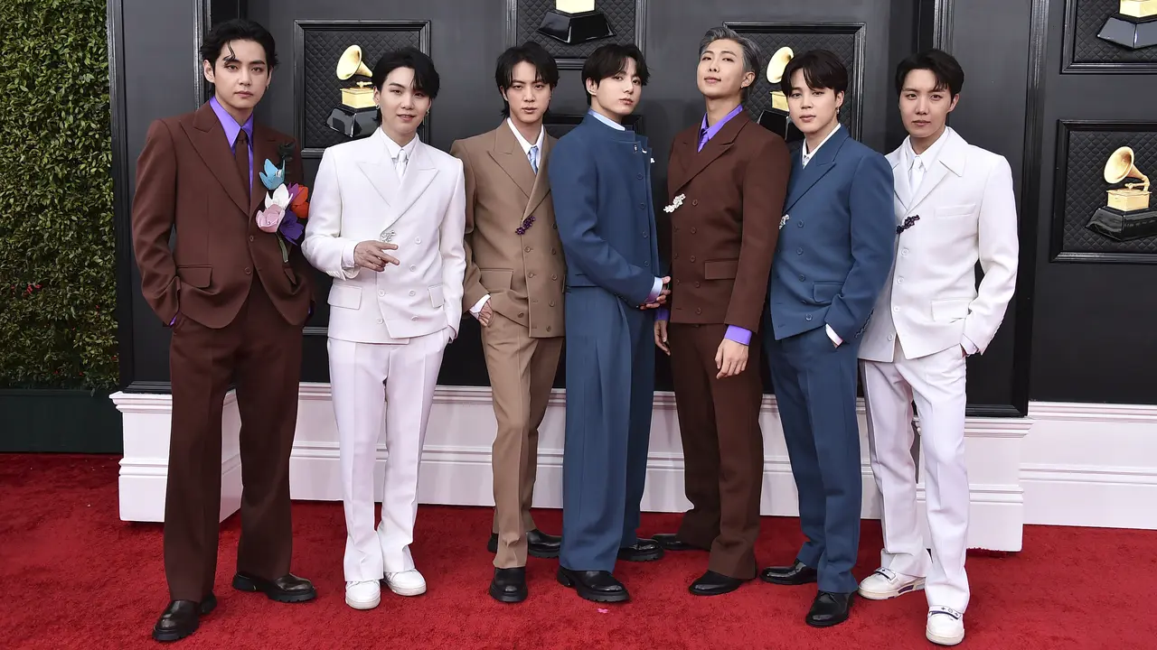 8 Penampilan Terbaik Musisi di Grammy Awards 2022, dari Doja Cat hingga BTS