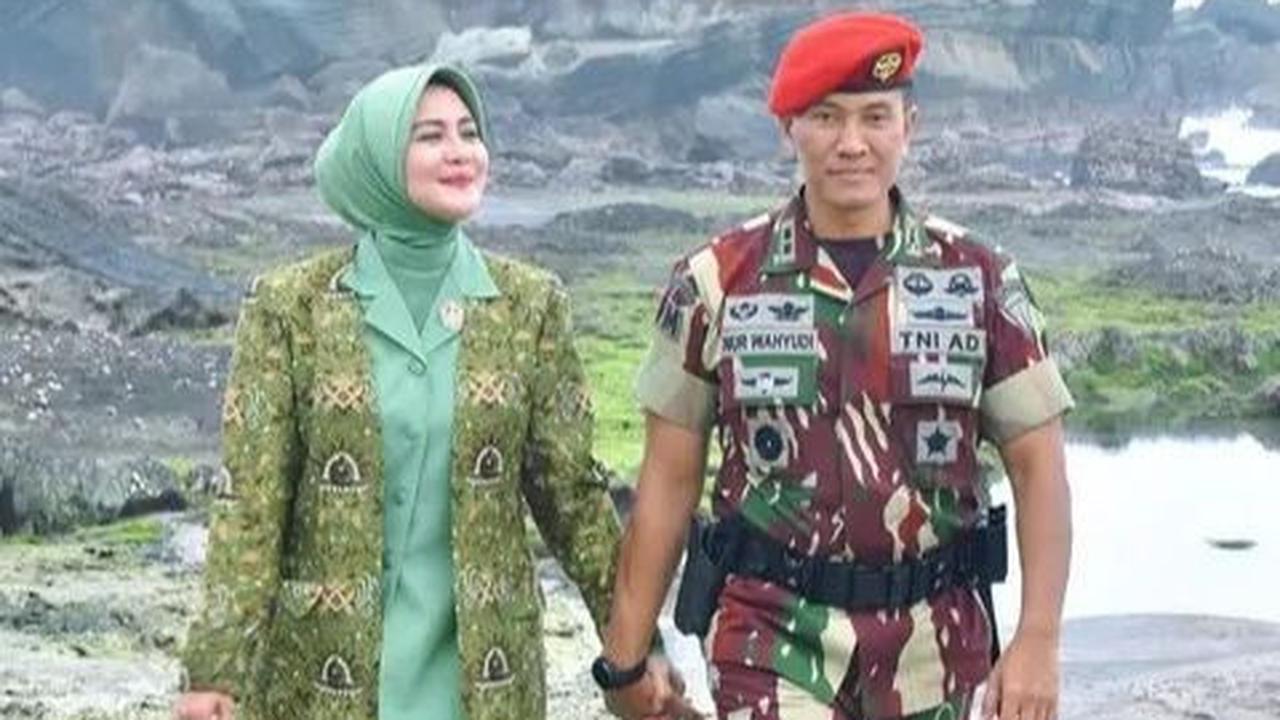 Setelah dinikahi Letkol Inf Nur Wahyudi pada 2022 lalu, Juliana Moechtar menjabat sebagai Ketua Persit dan Ketua Yayasan Cabang XIX Siliwangi.