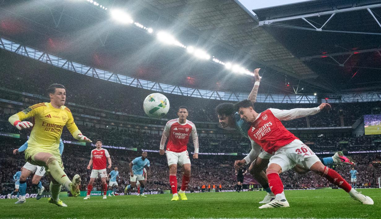 Dua gol cepat Nico O'Reilly pada babak kedua menjadi pembeda dalam laga yang sempat berlangsung ketat sepanjang babak pertama. (AP Photo/Richard Pelham)