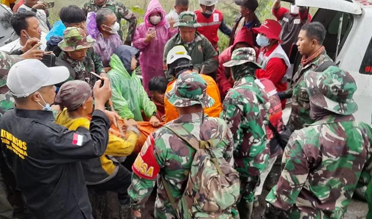 Ade menjelaskan, erupsi Gunung Marapi tahun 2023, menjadi objek wisata yang paling banyak memakan korban jiwa sepanjang sejarah.<br>