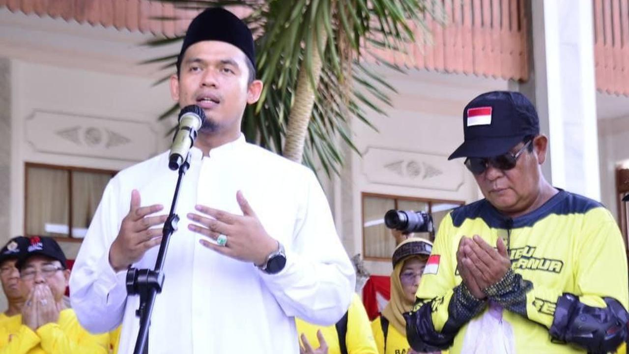 Arrazy Hasyim mendoakan rombongan diberi keselematan dan terus membuka qolbunya sehingga bisa menyerap aspirasi rakyatnya.