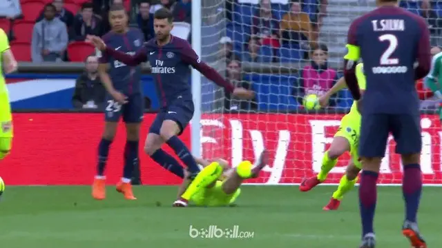 VIDEO: Karena Injak Dada Lawan, Thiago Motta Dapatkan Kartu Merah