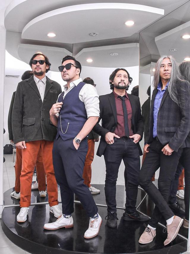 Naif Band Bubar Setelah 25 Tahun Berkarier Ini 6 Hit Besar Mereka Showbiz Liputan6 Com