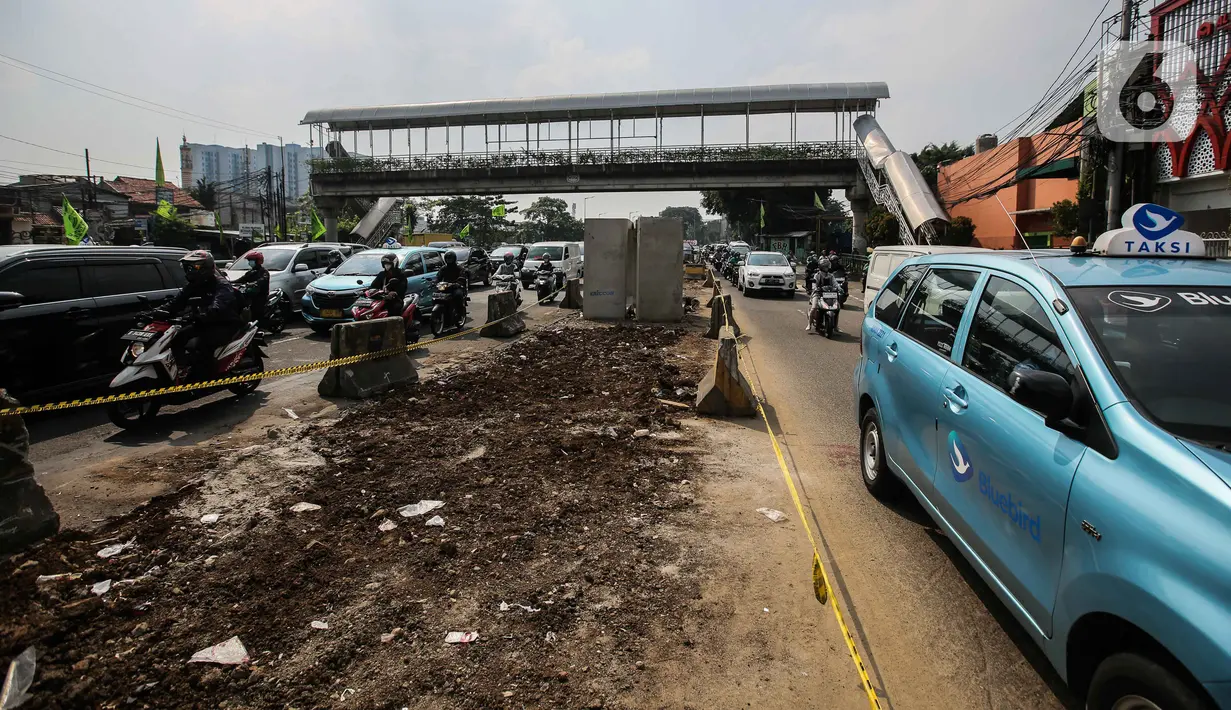 Pembangunan  drainase tersebut sebagai upaya penanggulangan banjir di wilayah tersebut. (Liputan6.com/Faizal Fanani)