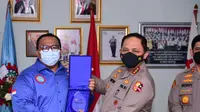 Konfederasi Serikat Pekerja Seluruh Indonesia (KSPSI) merayakan puncak peringatan Hari Ulang Tahun ke-49 di kantor DPP KSPSI