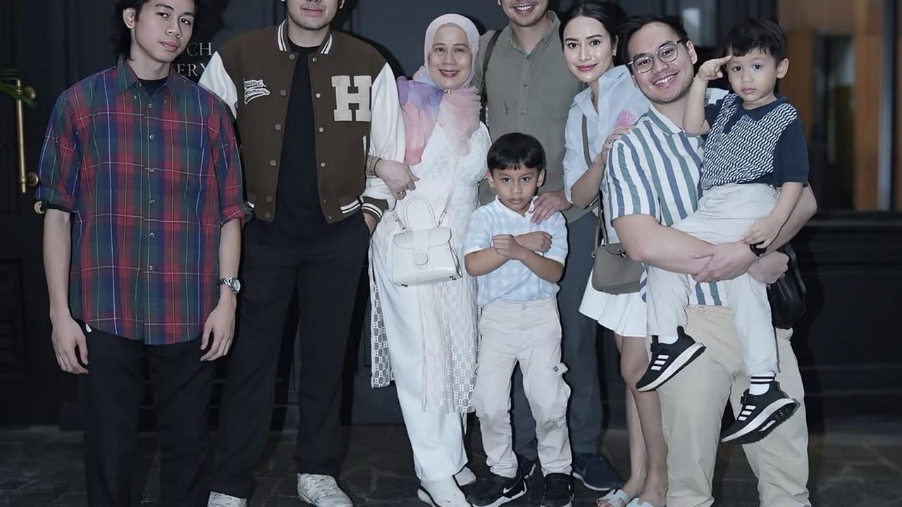 Surya Sahetapy Bertemu Ray Sahetapy Setelah 3 Tahun di Amerika, Doakan untuk Kesehatan Sang Ayah