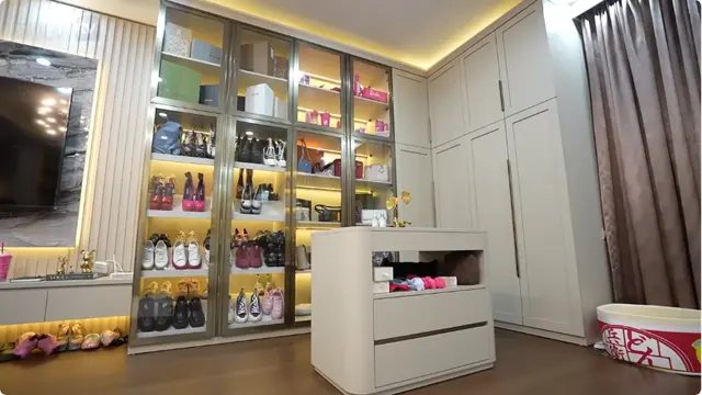 Potret Kamar Tidur Brisia Jodie (YouTube TAULANY TV)