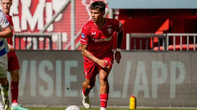 Mees Hilgers - FC Twente 2024/2025