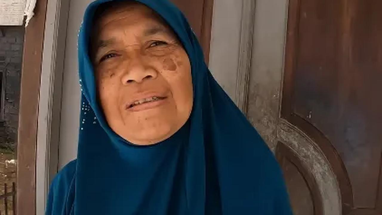 Dilansir dari kanal Youtube Stefano Sanjaya, Rabu (1/11) sebuah kmapung di Panyarang Ciburayut, Cigombong, Kabupaten Bogor menjadi buah bibir karena statusnya sebagai kampung janda.<br>