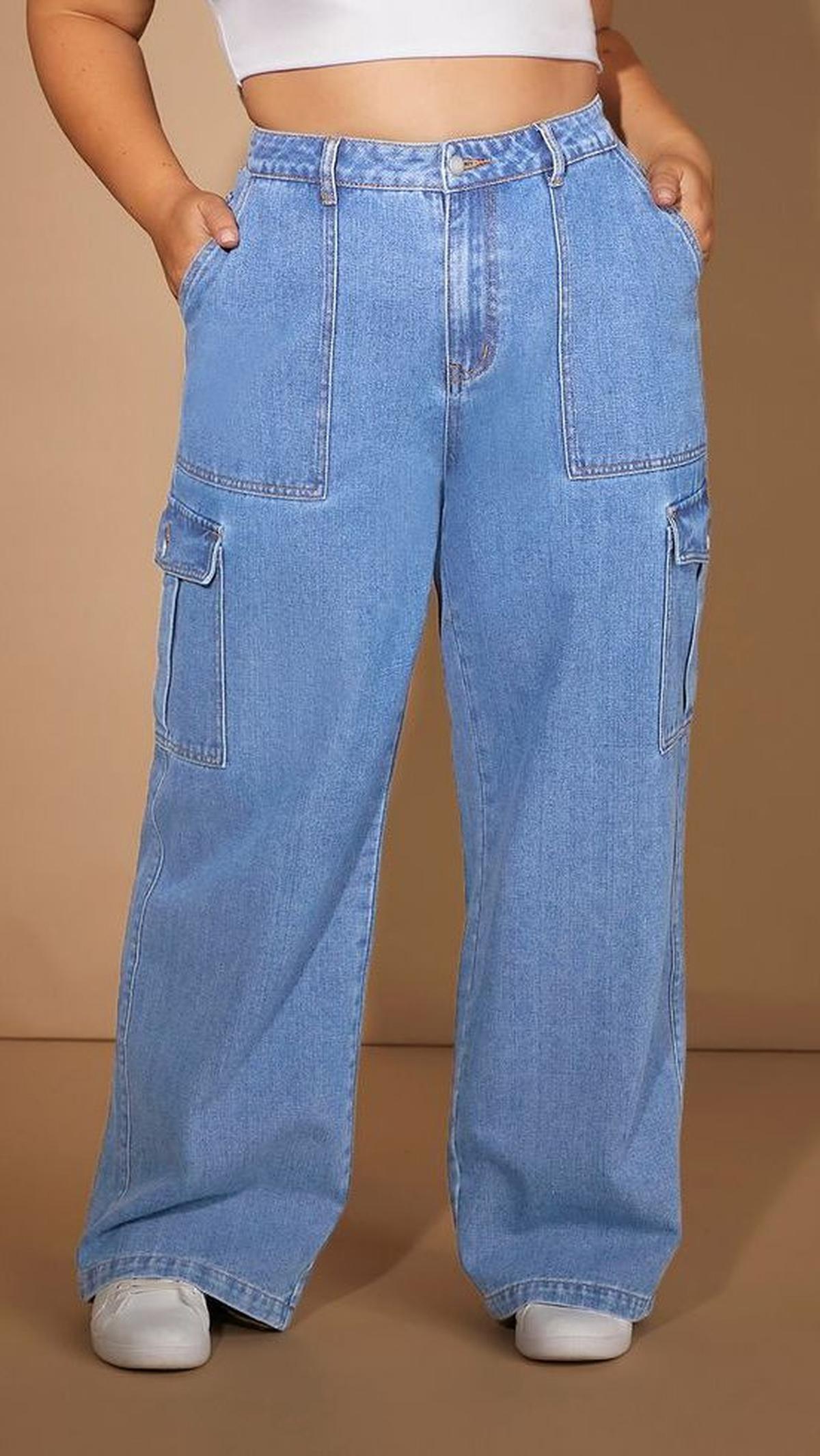<b>Celana Kargo dengan Bahan Denim</b>