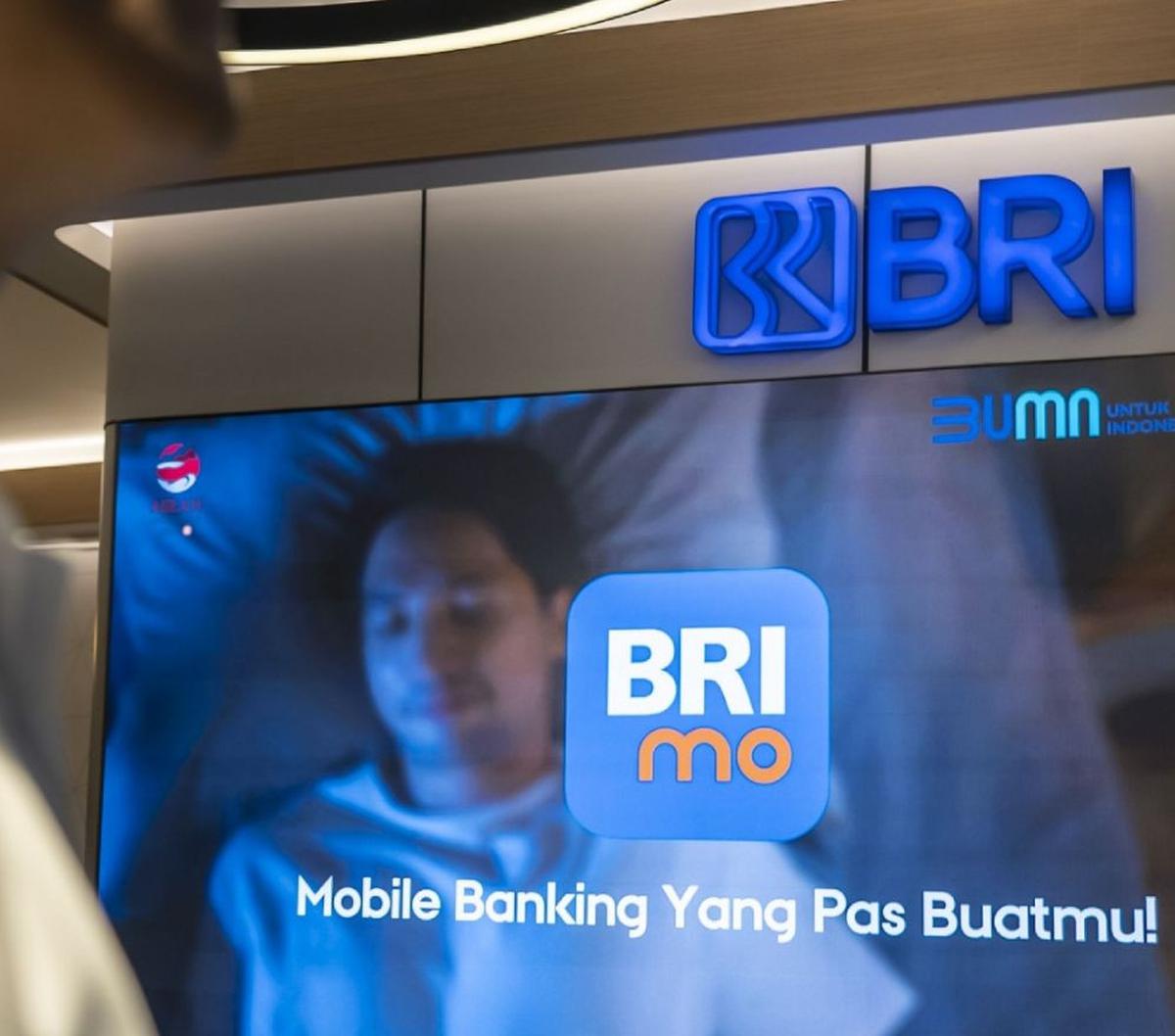 BRI juga mengimbau jika nasabah mendapat notifikasi melalui SMS, surat elektronik atas transaksi yang tidak dilakukan, agar dapat segera menghubungi Contact BRI yang resmi di 14017/1500017.