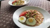 Nikmatnya mi celor, kuliner khas Palembang Sumsel yang cocok untuk menu berbuka puasa (Liputan6.com / Nefri Inge)