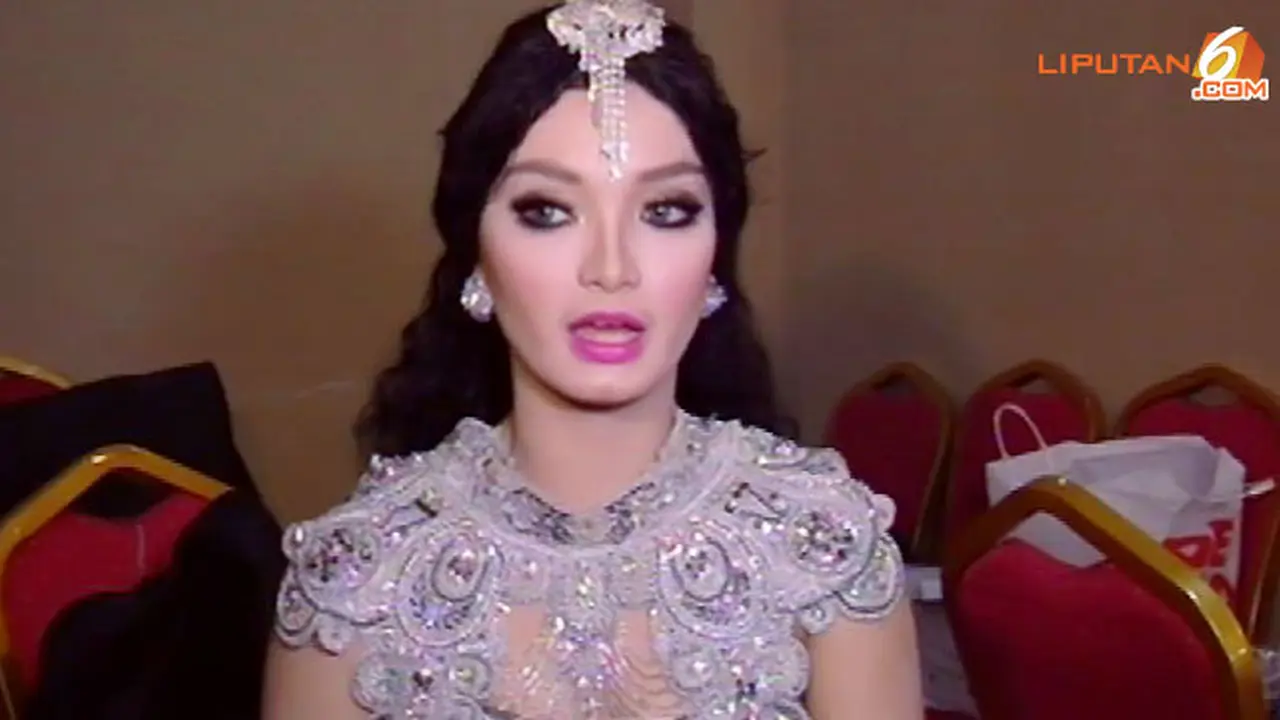 zaskia-gotik-ngebet-nikah-130827b.jpg