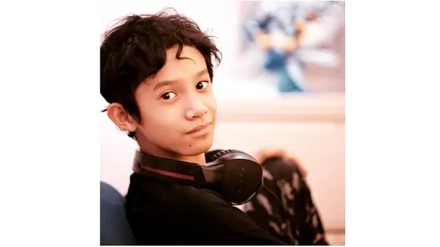 Remaja 13 tahun ini merupakan anak semata wayang dari Rossa dan Yoyo Padi.