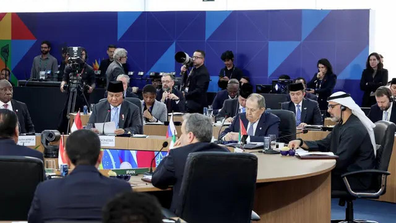 Prabowo Dapat Sambutan Khusus saat Pertama Kali Hadiri KTT BRICS 2025