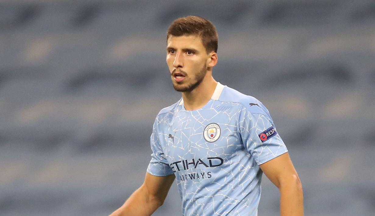 1. Ruben Dias (68 juta euro) - Bek asal Portugal ini menjadi pemain termahal yang dilabuhkan Pep Guardiola ke Manchester City pada bursa transfer 2020 lalu. Ruen Dias didatangkan dari Befinca dengan transfer mencapai 68 juta euro. (AFP/Martin Rickett/pool)