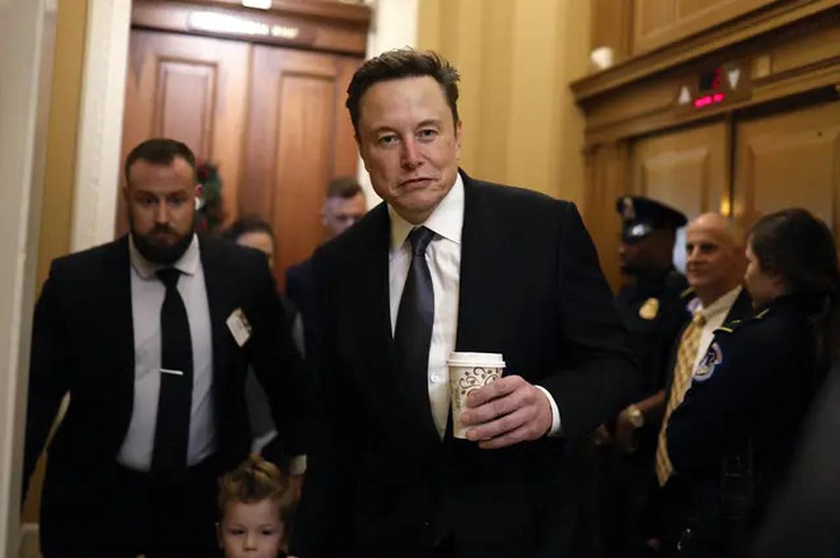 Miliarder Dunia Rugi Rp 3.482 triliun dalam Sehari Akibat Tarif Trump