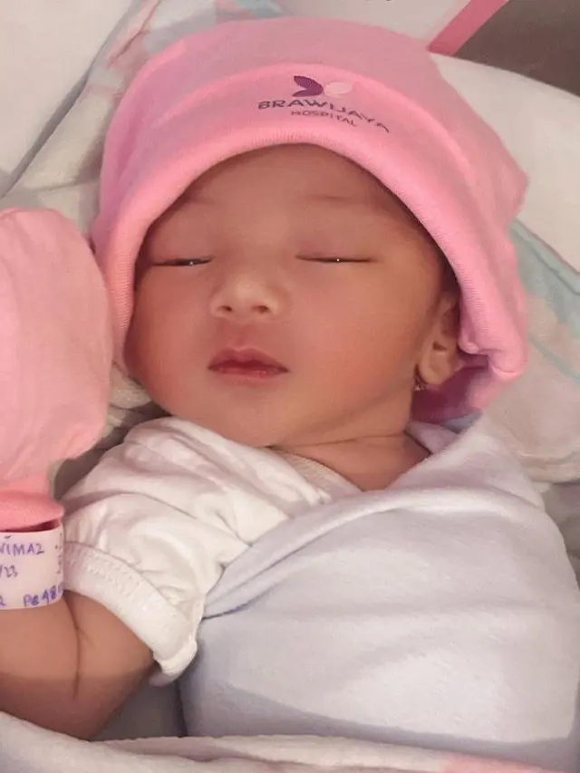 Potret Baby Sienna