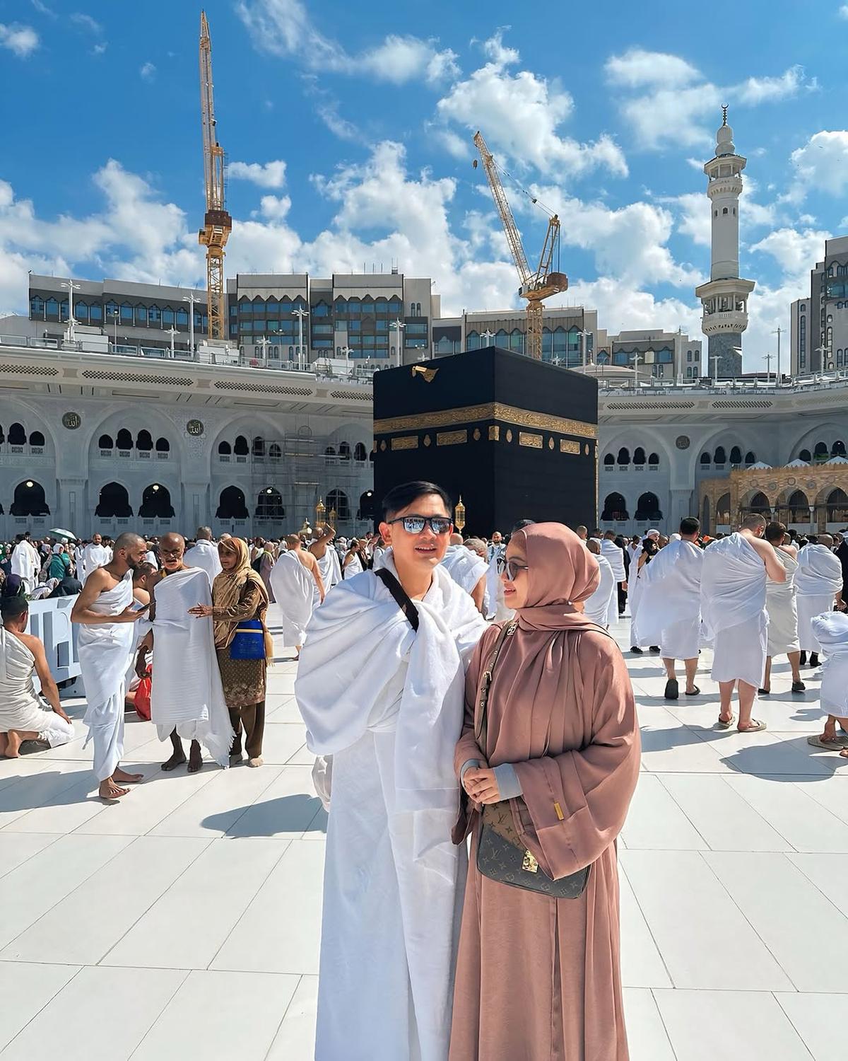 LDR Indonesia - Qatar, Ini Kisah Cinta Fitri Carlina yang Selalu Harmonis Bareng Suami Pilot