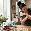 8 Tips agar Whipped Cream Tidak Ambles dan Tetap Cantik Berjam-jam, Rahasia Dekorasi Kue Tetap Sempurna