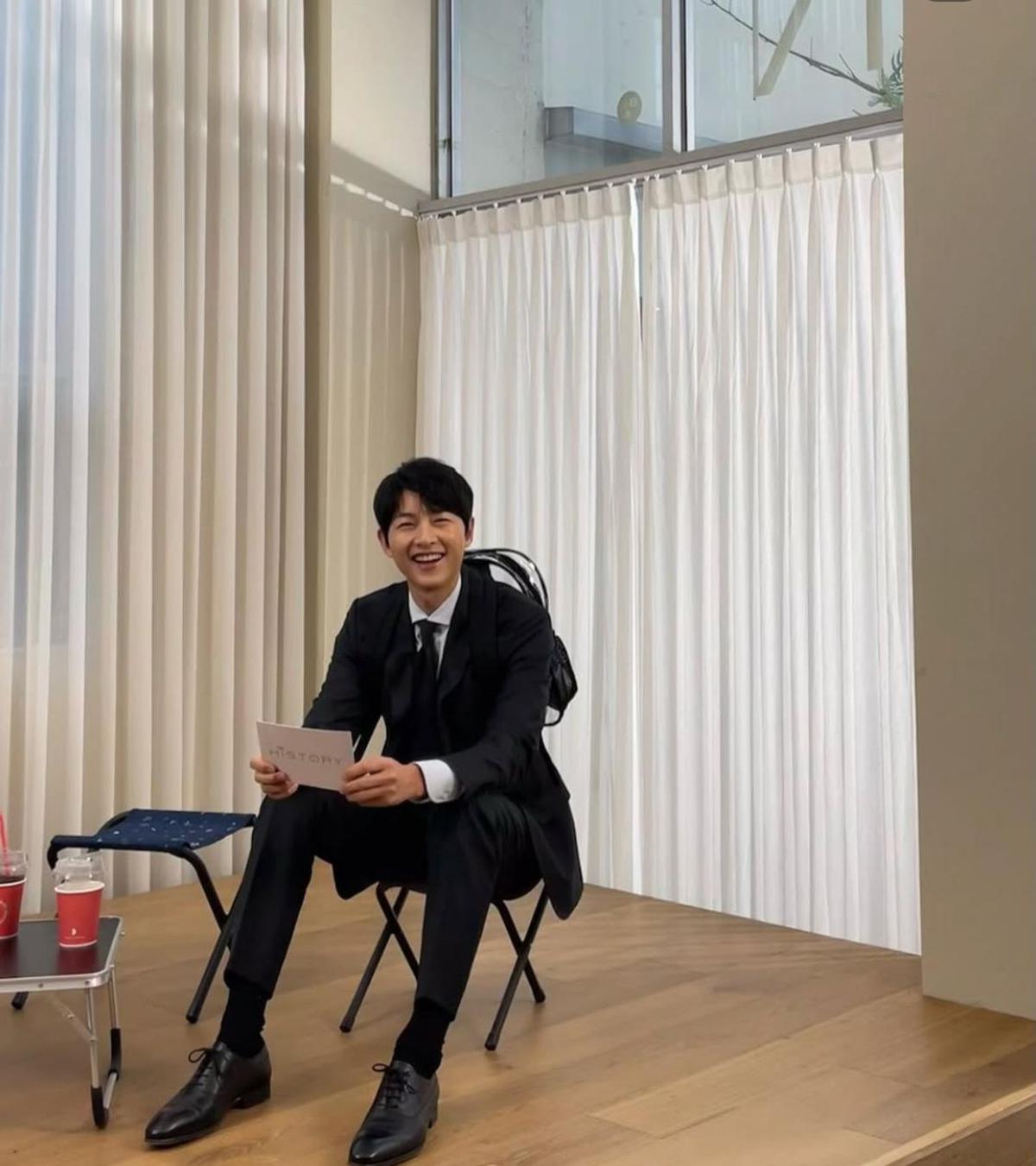 Karier Song Joong Ki Disebut Meredup, Film 'BOGOTA' Gagal di Box Office