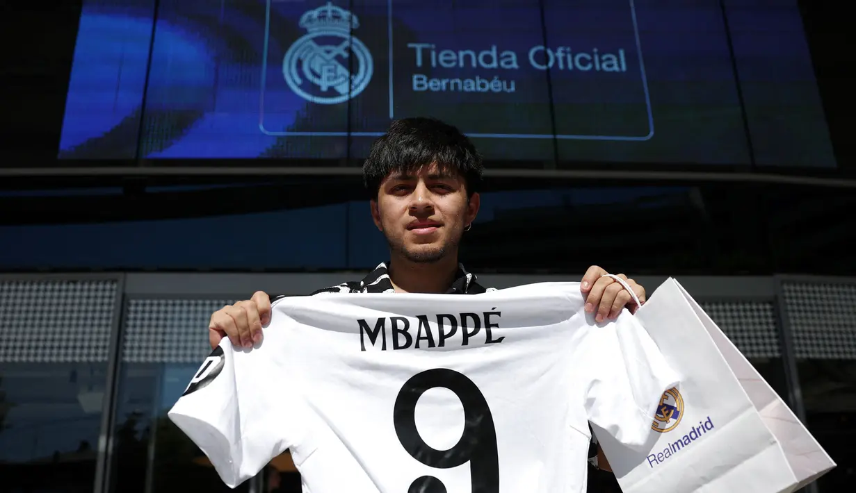 Dalam waktu dekat, Real Madrid akan memperkenalkan secara resmi pemain depan asal Prancis tersebut. (Pierre-Philippe MARCOU/AFP)