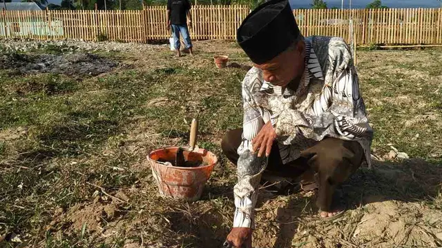 Tradisi Membangun Rumah