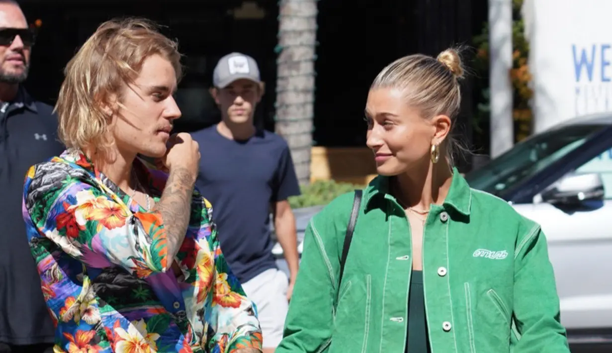 Hailey Baldwin bersemangat menikahi Justin Bieber dalam sebuah wawancara. (SHOTBYJULIAN / SPLASHNEWS.COM / HollywoodLife)