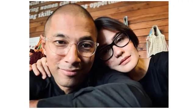Marcell Siahaan dan Rima Melati menikah pada 28 Januari 2009 di Singapura.