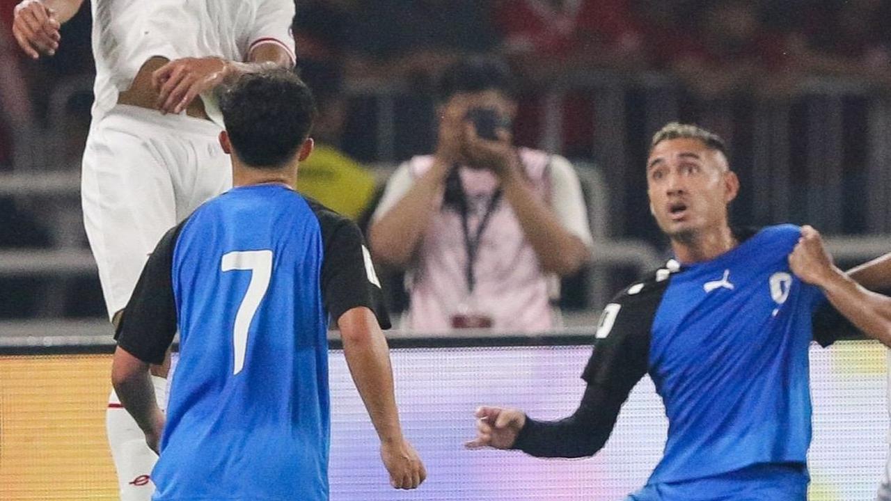 Namun pada akhirnya, Timnas Indonesia mampu mencetak gol kedua di menit ke-56 melalui sundulan Rizky Ridho. Foto: Liputan6.com / Herman Zakharia