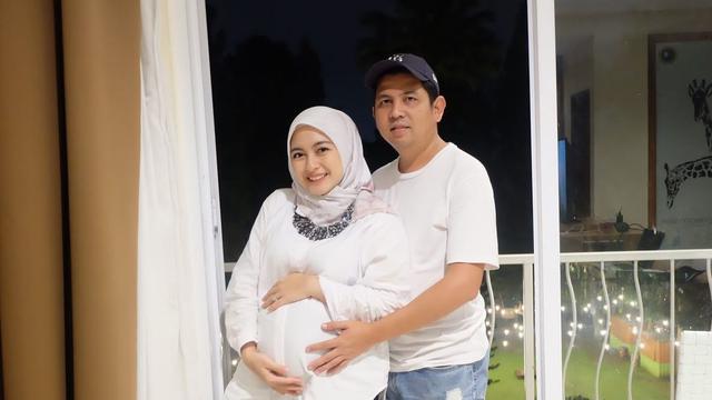 Baby Bump Vizza Dara