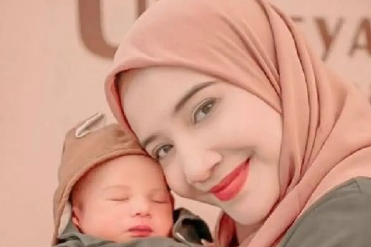 Zaskia Sungkar - Irwansyah (Foto: Instagram/@zaskiasungkar15)
