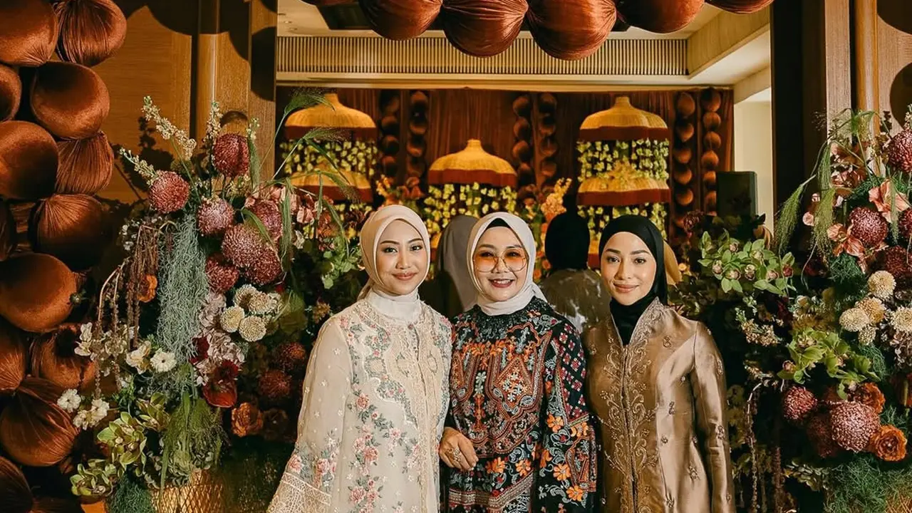 Kompak Berhijab di Lebaran 2026, Gaya Nikita Willy & Winona Willy Bareng Ibunda Auto Curi Perhatian