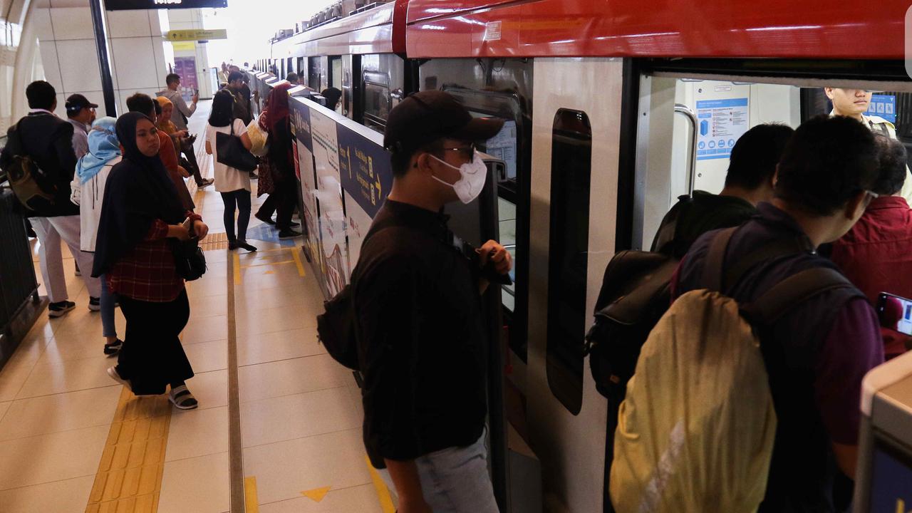 Jam Operasional LRT Diperpanjang, Ini Jadwal Terbarunya
