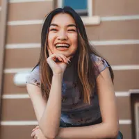 ilustrasi kepribadian perempuan/Photo by Long Truong on Unsplash