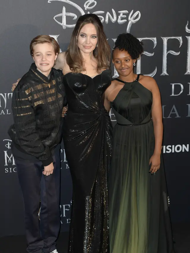 [Fimela] Angelina Jolie di Premiere Maleficent 2