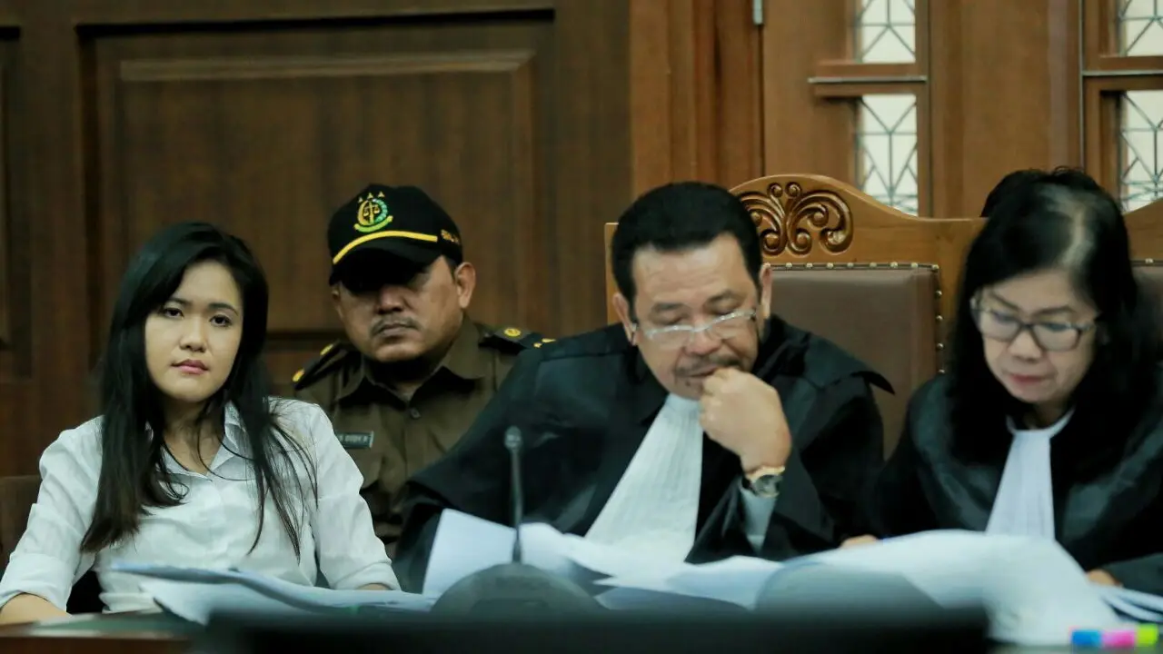 [Bintang] Sidang Jessica Wongso