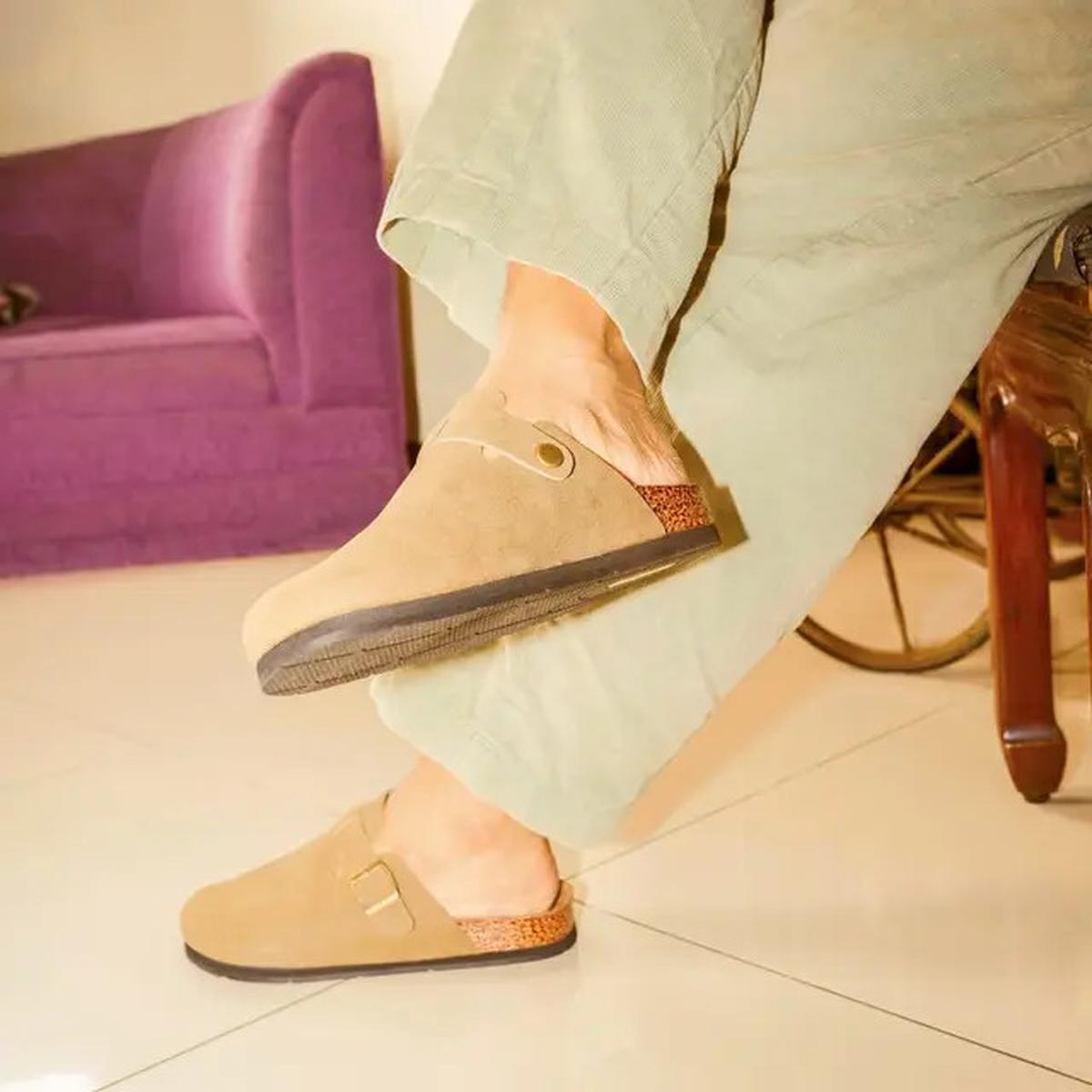 Rekomendasi 6 Sandal Cowok dari Brand Lokal untuk Diincar Saat Harbolnas 10.10
