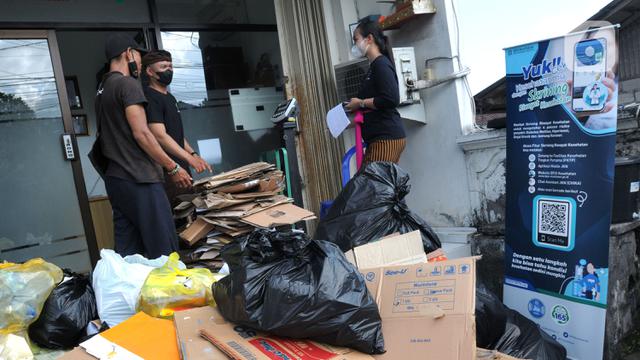 Membayar Tunggakan BPJS Kesehatan Dengan Sampah