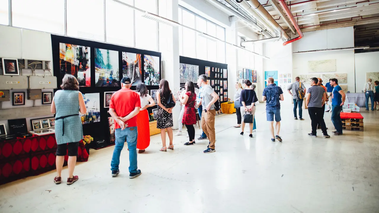 Ilustrasi pameran